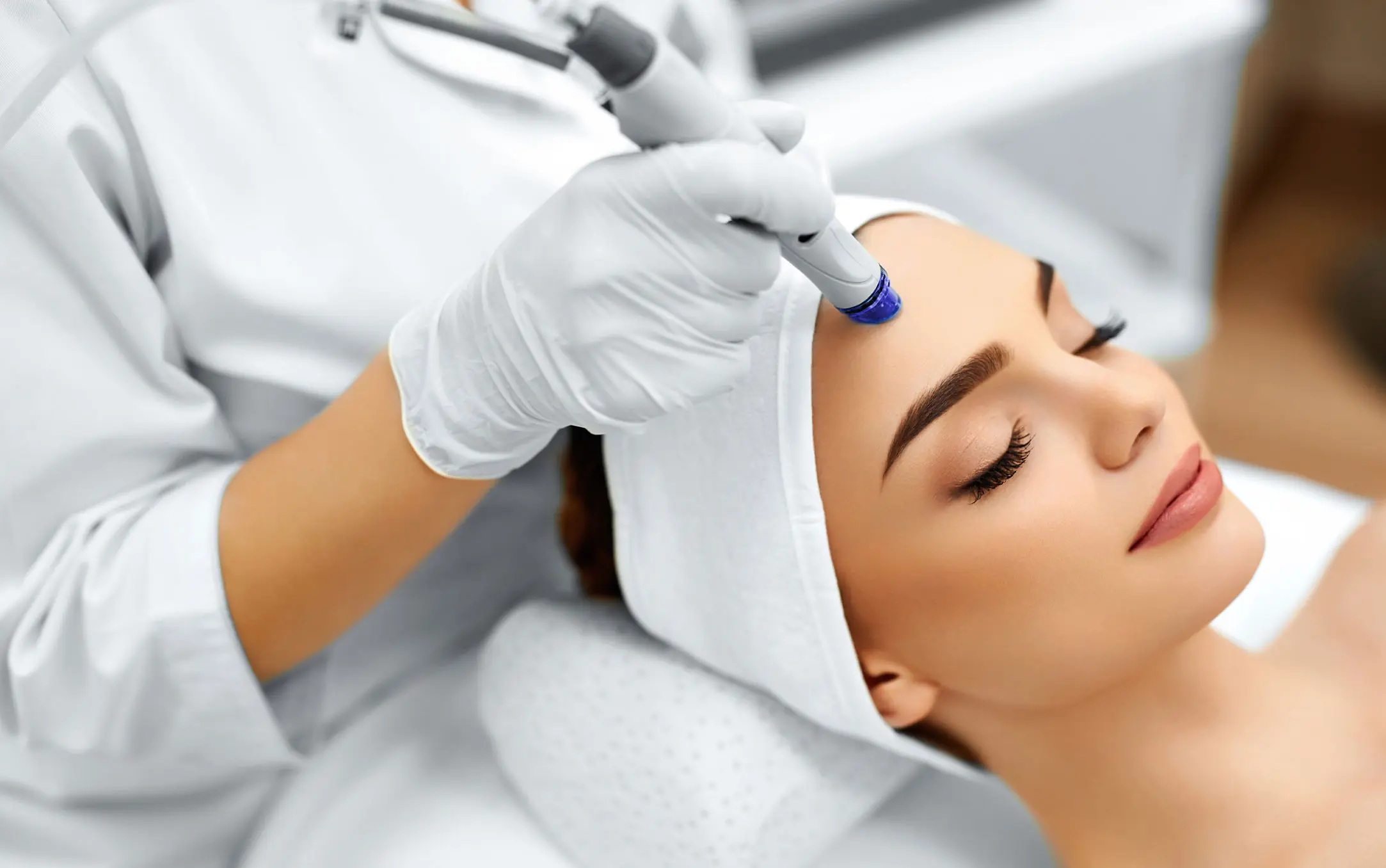 What Is Collagen Lift Therapy and How Can It Help Ageing, Loose Skin Perivale?